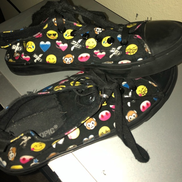 Emoji Sneakers - Picture 2 of 5